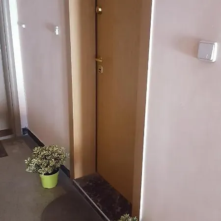 Andi Апартамент
